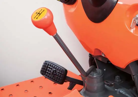 2024 Kubota L Series L2502 HST - Image 6