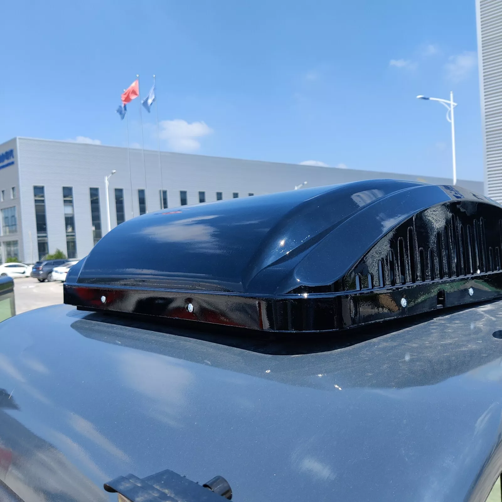 2 Ton New Mini Excavator Digger Tractor, EPA certified KUBOTA D902 Diesel Engine - Image 7