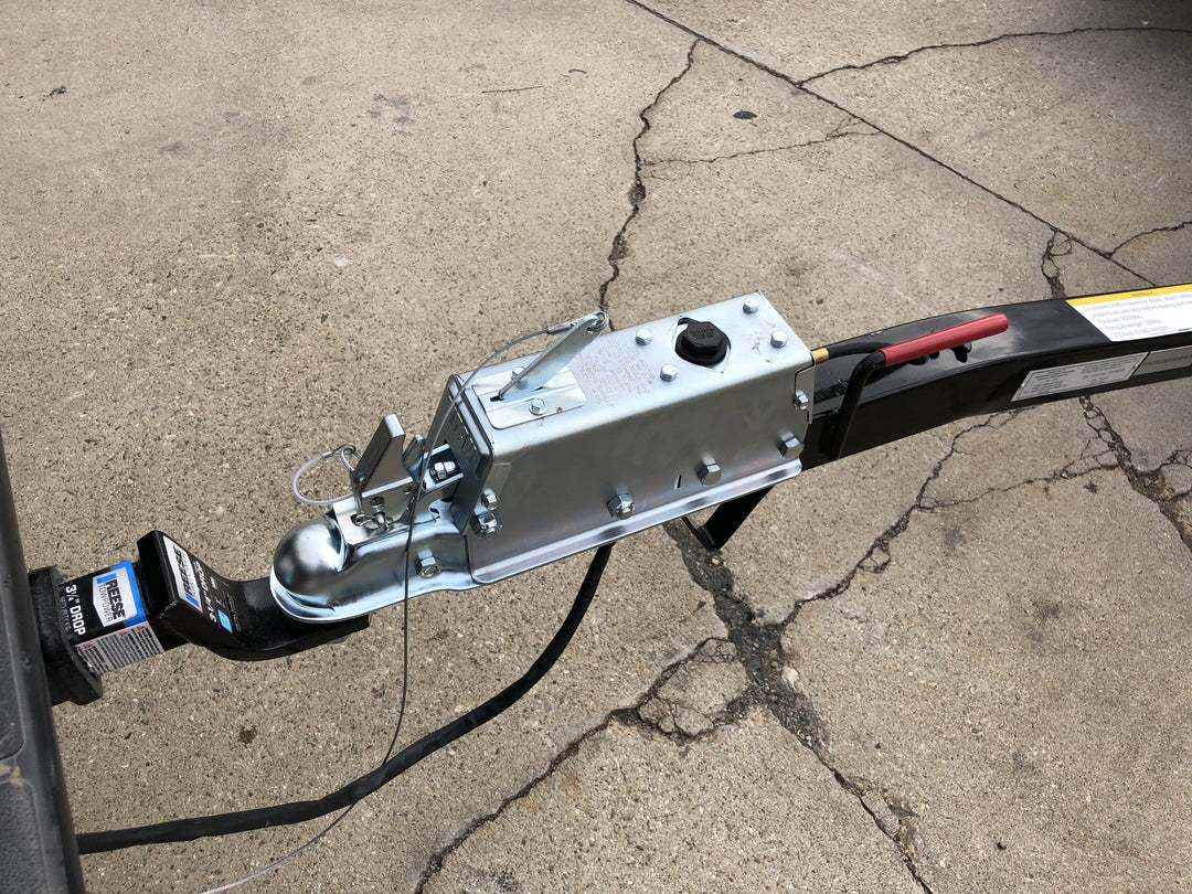 Tow Dolly with Surge Brakes - Image 5