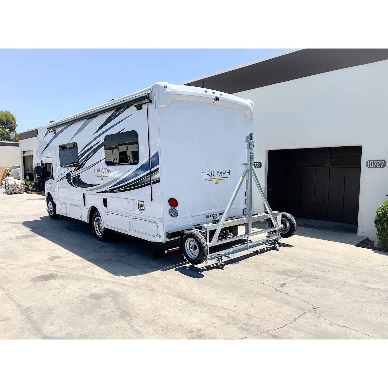 Galvanized Stand Up EZ Haul Idler - Image 3