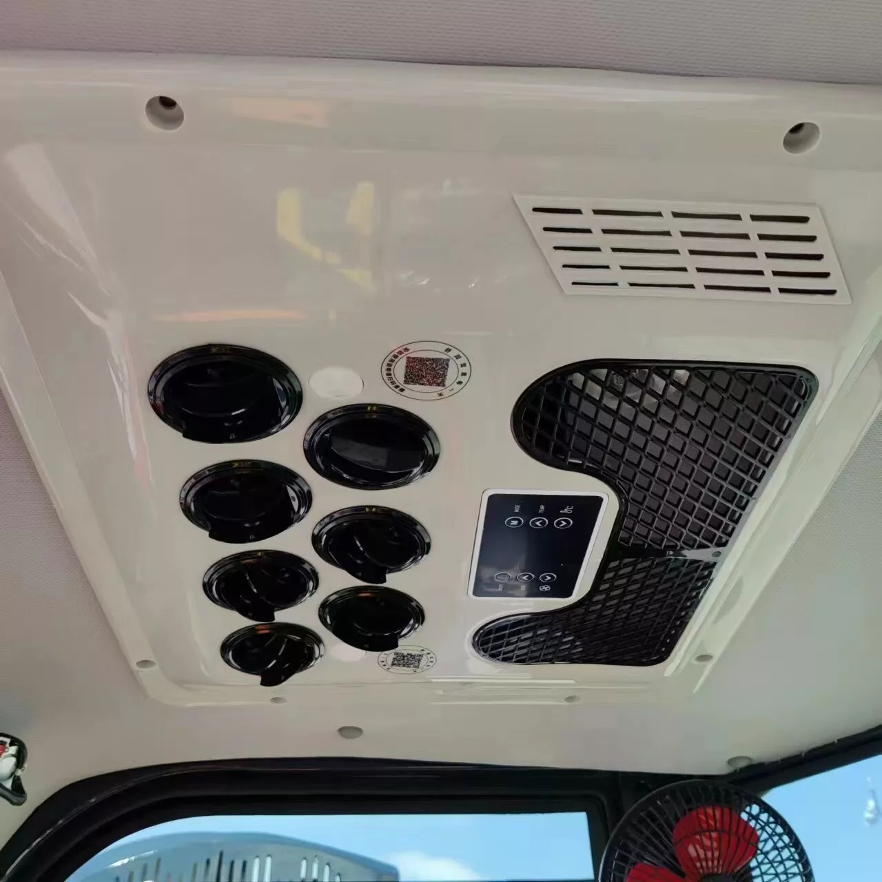 2 Ton New Mini Excavator Digger Tractor, EPA certified KUBOTA D902 Diesel Engine - Image 13